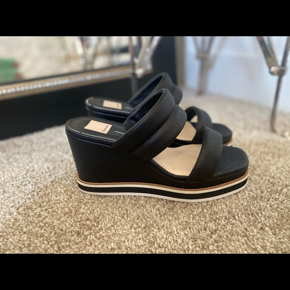 Dolce Vita Black Wedge Sandals shoes platforms Size 9